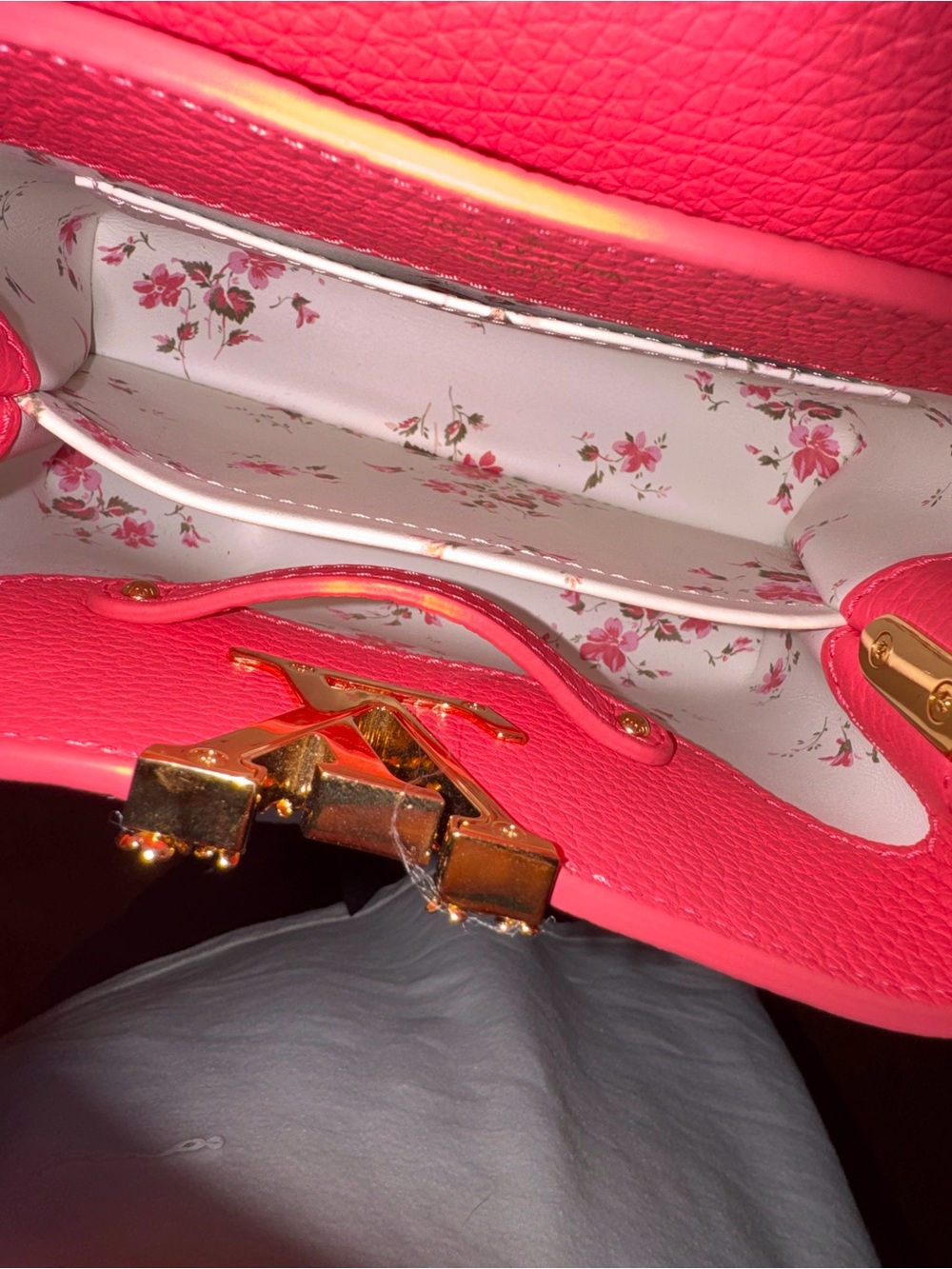 Louis Vuitton Pink Taurillon Mini Top Handle Bag with Crystal LV Logo - Picture 4 of 15